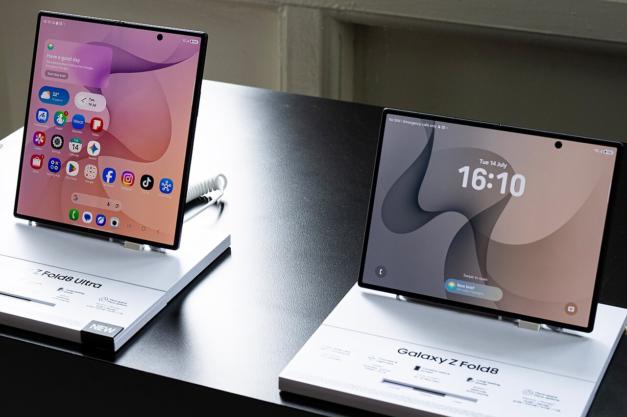 Galaxy Z Fold 8: Best Proven Success Amid iPhone Duo
